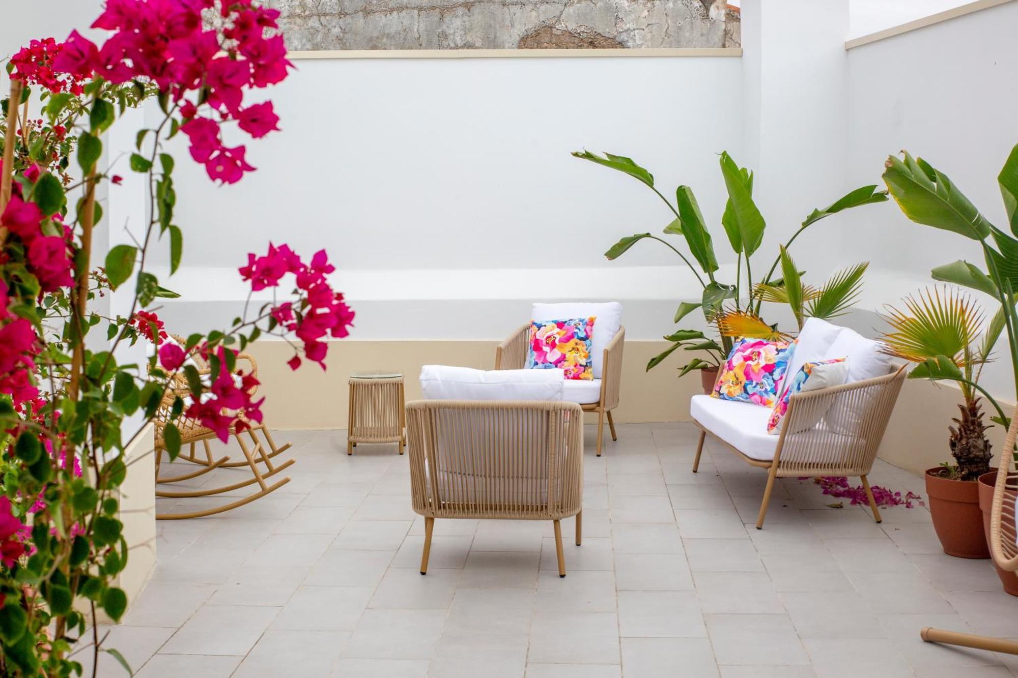 Guest House Jacaranda Faro Luaran gambar
